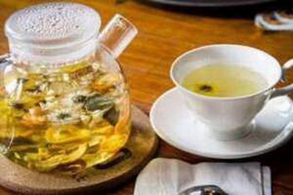 探尋白茶品種特點與鑒賞