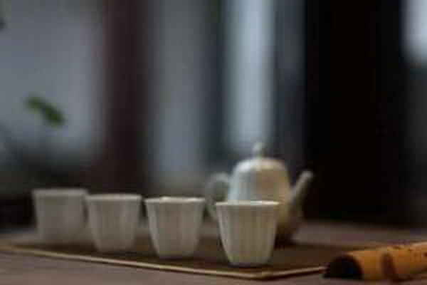 霸王茶姬傳承千年的尊貴茶道之美 霸王茶姬傳承千年的尊貴茶道之美