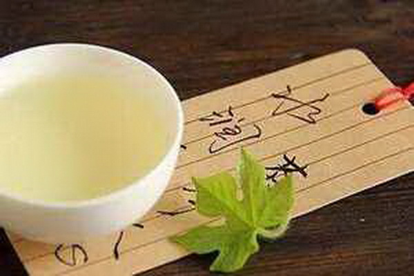茶多酚對肝臟影響研究真相揭秘
