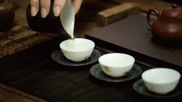 壽眉白茶價(jià)格解析及品鑒指南